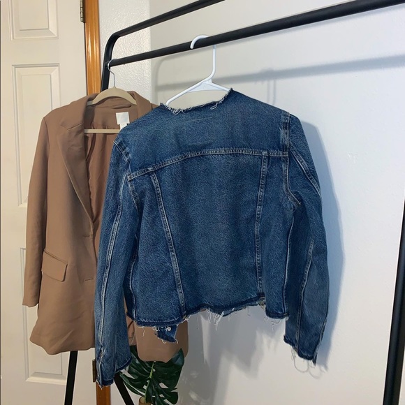 Levi’s Jean jacket - Picture 2 of 2
